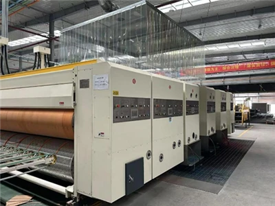 Troqueladora rotativa de 3 colors Dinglong de 98 "x 144" usada amb secció de ranura a la venda